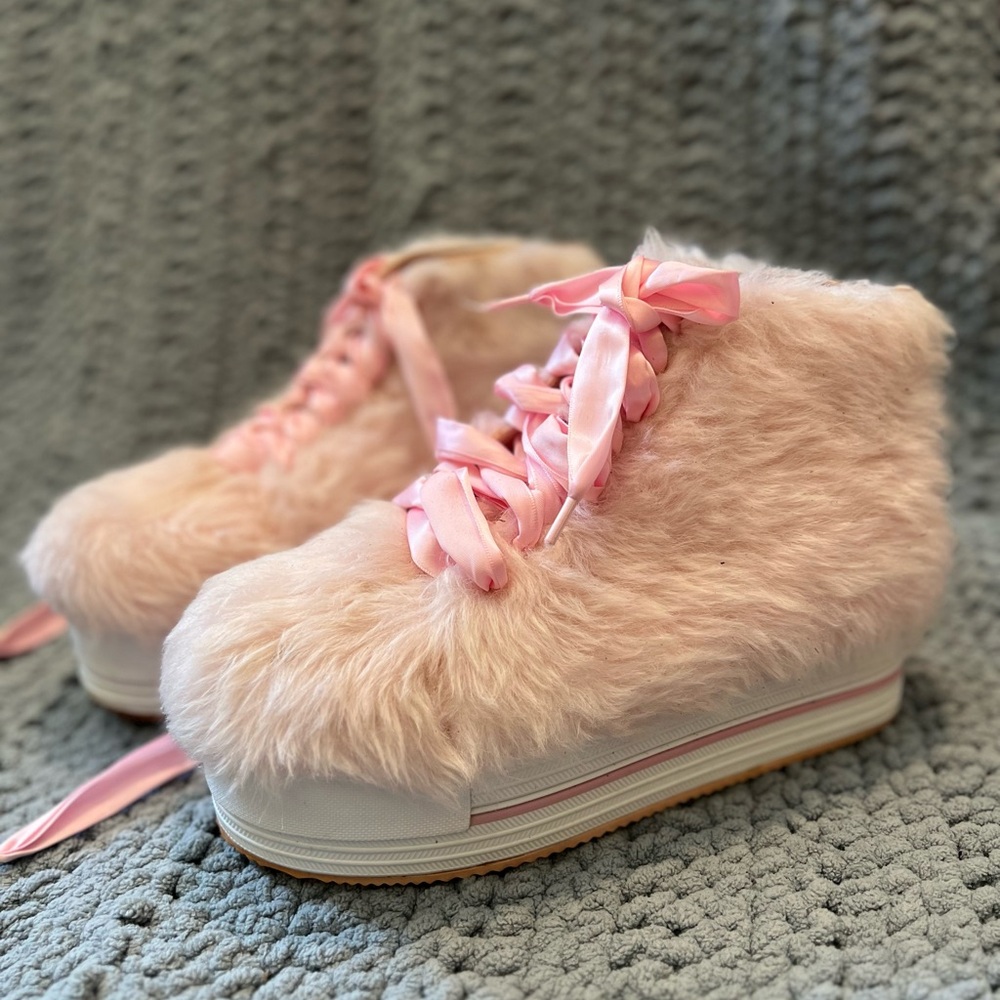 YRU Fuzzy Pink Platforms
